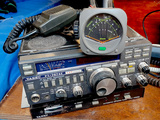 BLU CiBi - YAESU FT-757GX + YAESU FC-1000 automatic antenna tuner + Boitier de puissance