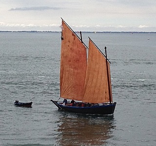 Bateau de travail