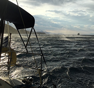 Éclairs, trombes et ciels d'orage