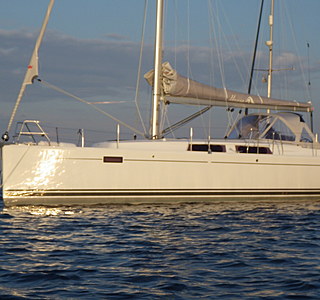 Hanse 385