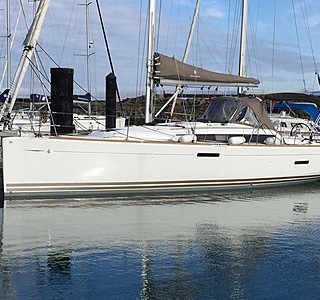 Sun Odyssey 379