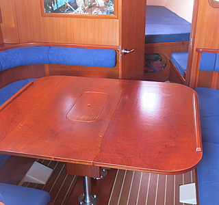 Dufour 40 Performance