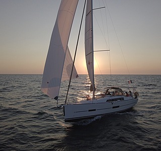 Dufour 382 GL